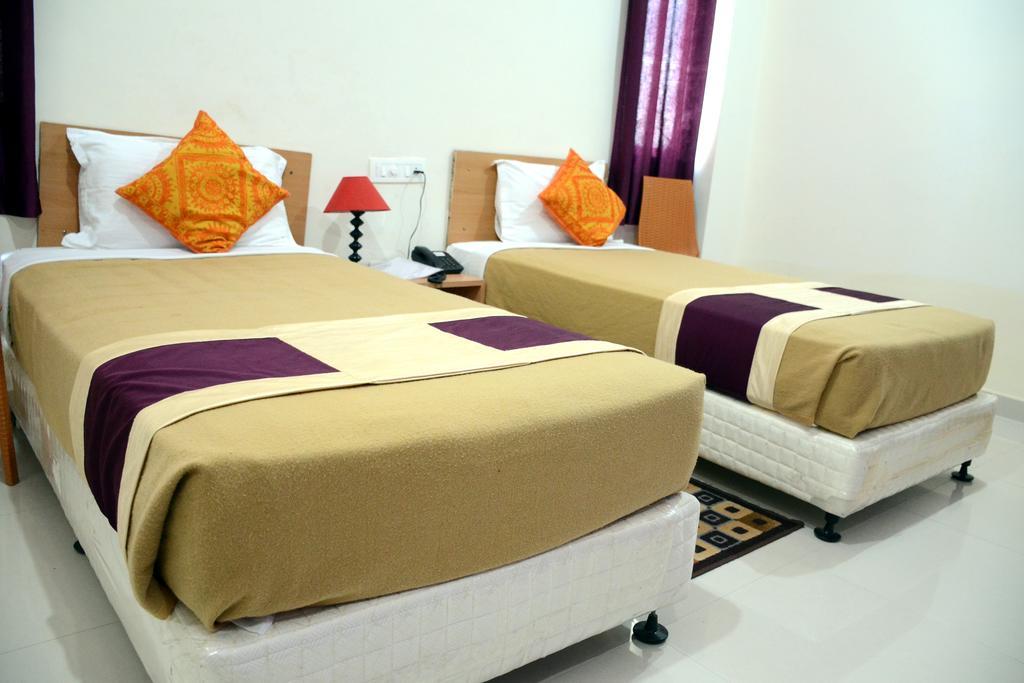Hotel Bodh Vilas Exterior photo