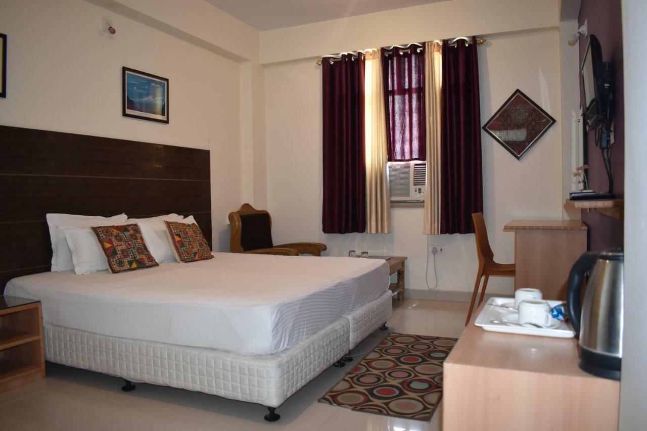 Hotel Bodh Vilas Exterior photo